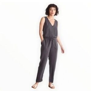 Anthropologie Cloth & Stone grey Sleeveless Jumpsuit with V-Neck small